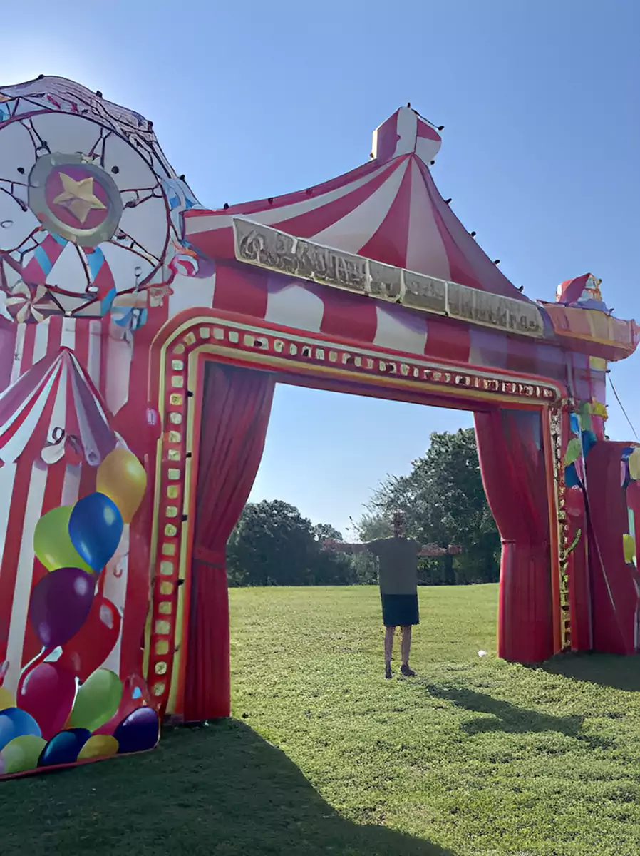 Carnival Arch Game