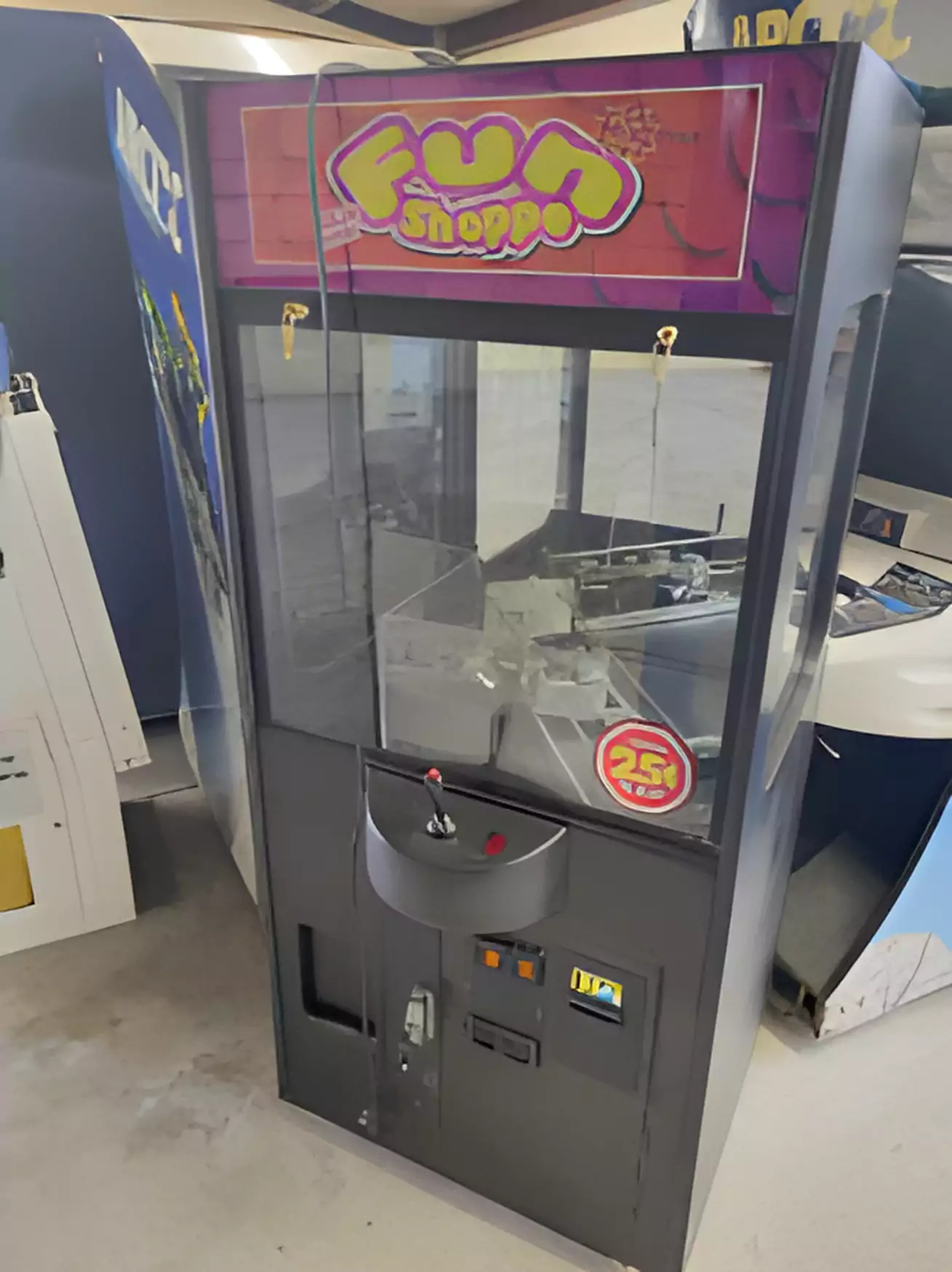 Claw Crane Machine Arcade Game